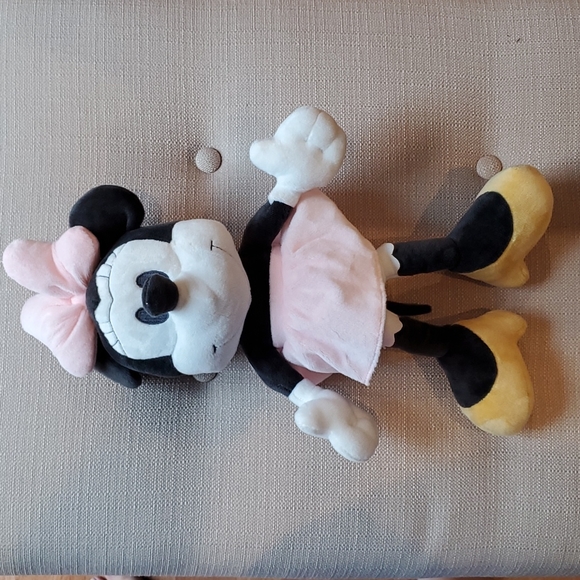Lambs & Ivy | Disney Baby Sweetheart Minnie Mouse Plush NWOT - Picture 3 of 3
